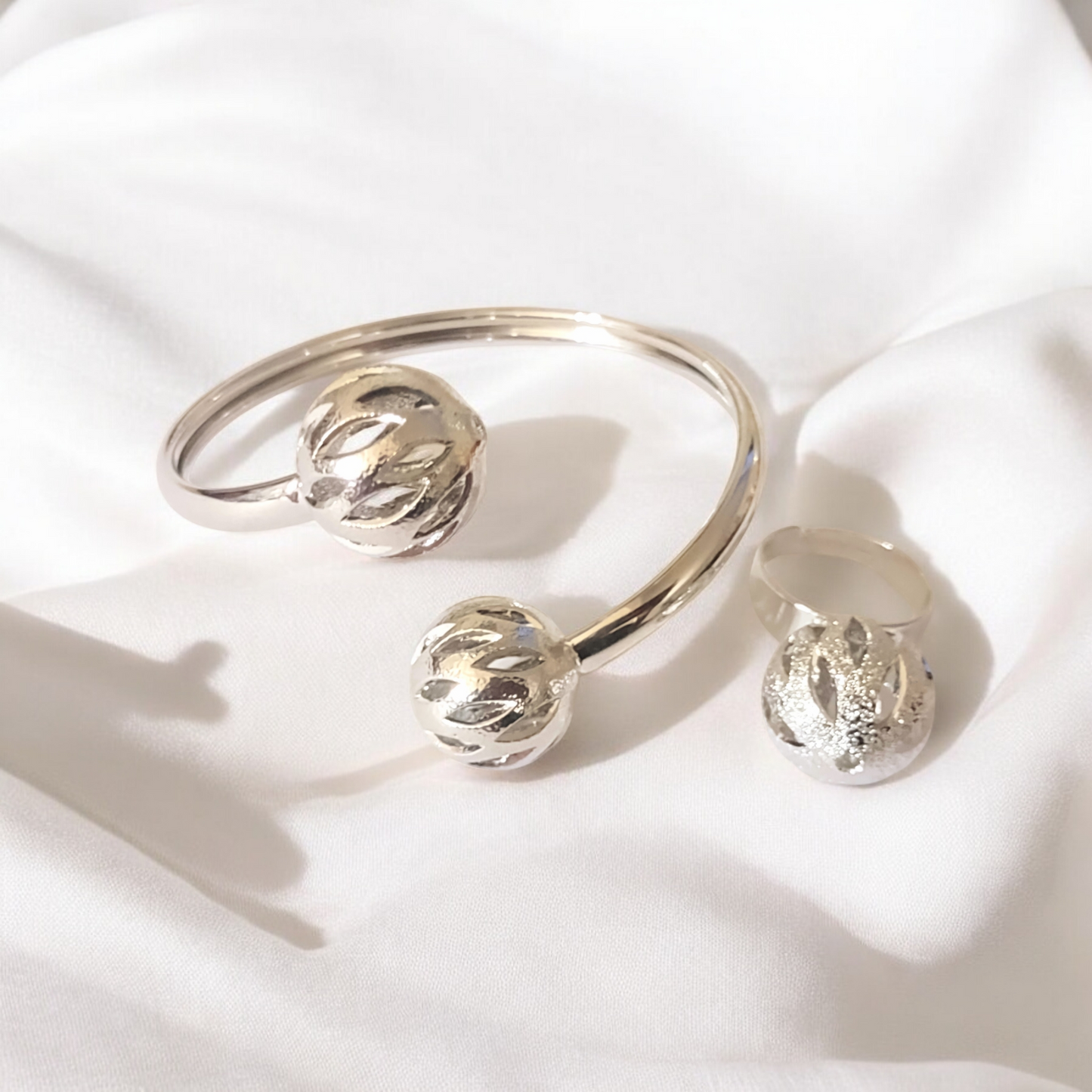Silver Ball Bangle & Ring Jewelry Set