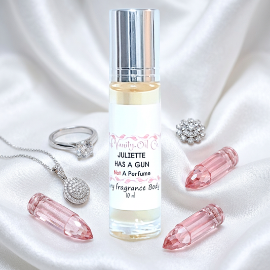 PVO_Juliet Has a Gun (Not) A   Perfume Type