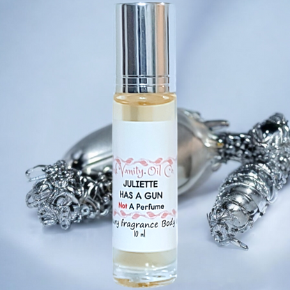 PVO_Juliet Has a Gun (Not) A   Perfume Type